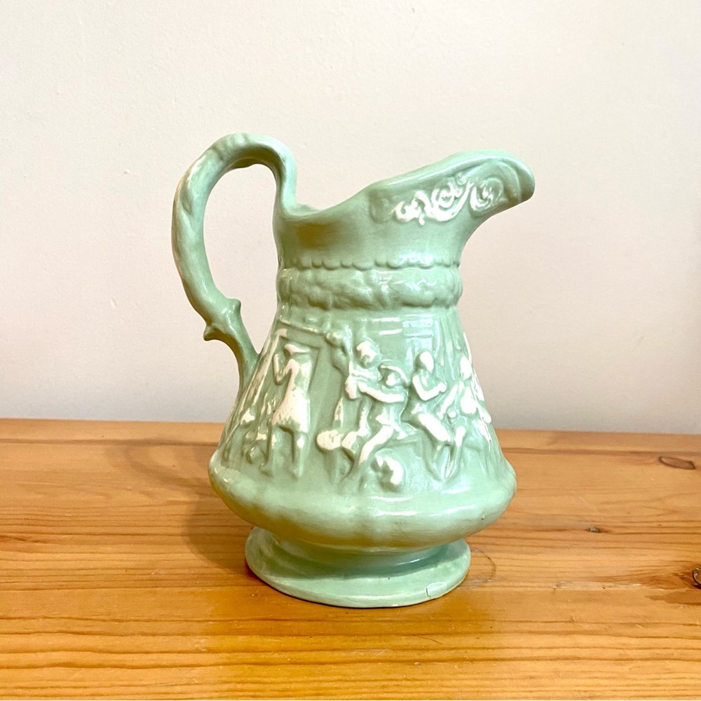 Reproduction Old Village Witch Ridgway & Co. Tam O'Shanter pitcher Green